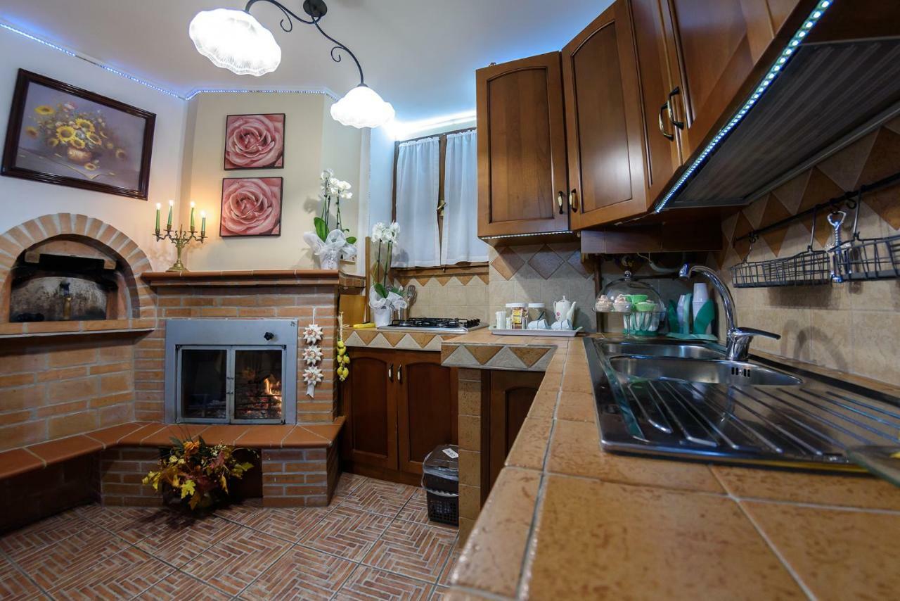 La Finestra Sui Cento Portali Apartment Pignola